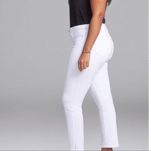 HP🏆 NYDJ Slim Straight Leg Ankle Jeans. 20 Short